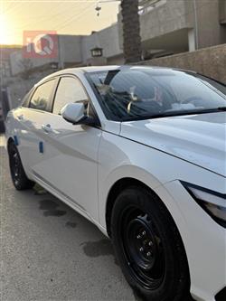 هیۆندای ئەلەنترا